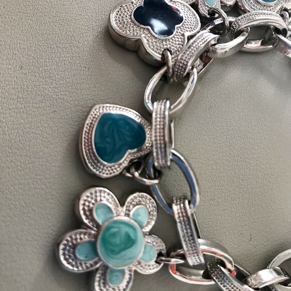 Perfectly Stunning Chunky silver & Enamel Lauren B Adams Charm Bracelet - Picture 3 of 8